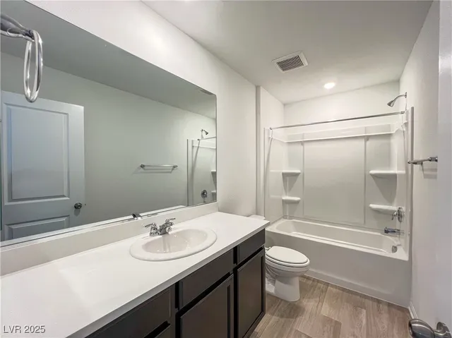 $2,199 | 6053 Swift Lariat Street, Las Vegas, NV 89113