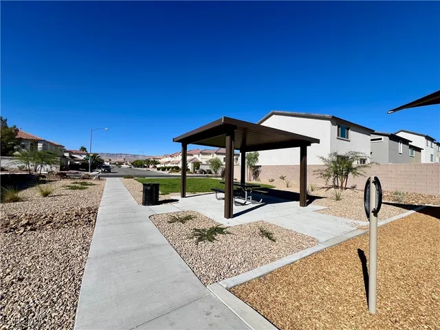 $2,199 | 6053 Swift Lariat Street, Las Vegas, NV 89113