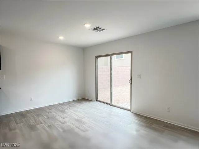 $2,199 | 6053 Swift Lariat Street, Las Vegas, NV 89113