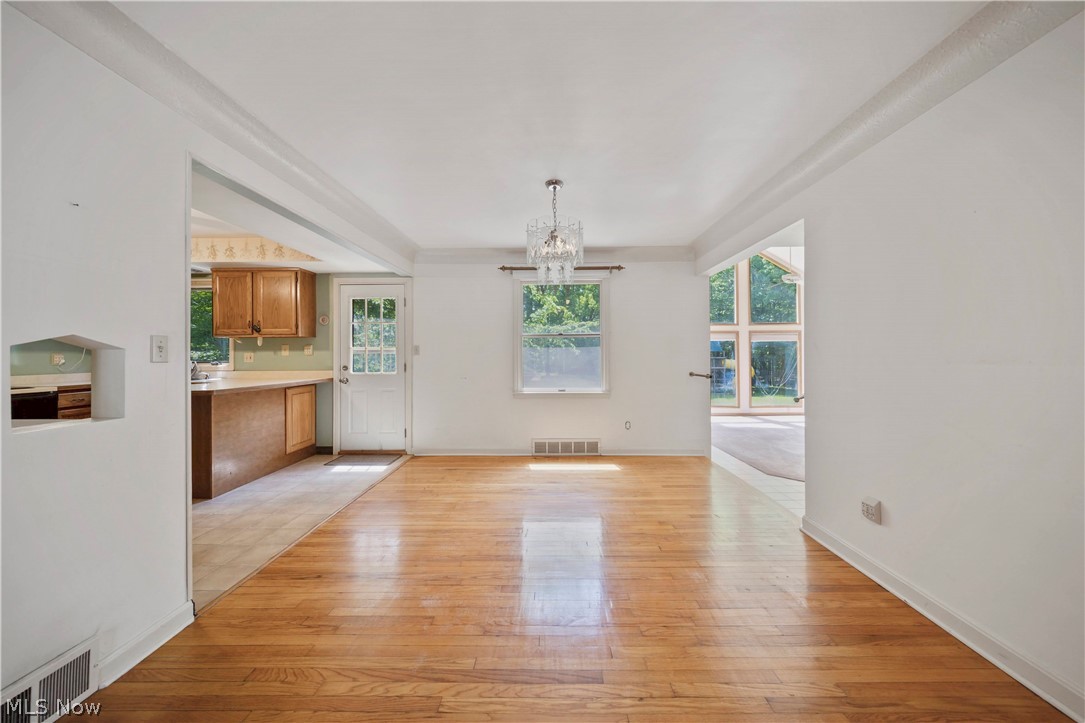 24422 Chardon Road Cleveland, OH 44143 - Photo 10 of 35 Gallery Image 10
