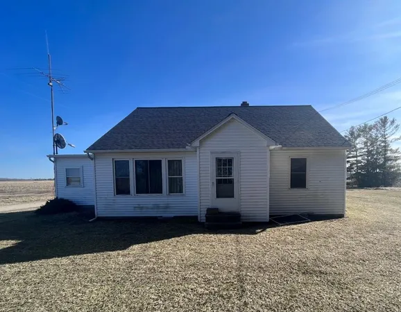 $148,000 | 1066 East Pinconning Road, Pinconning, MI 48650