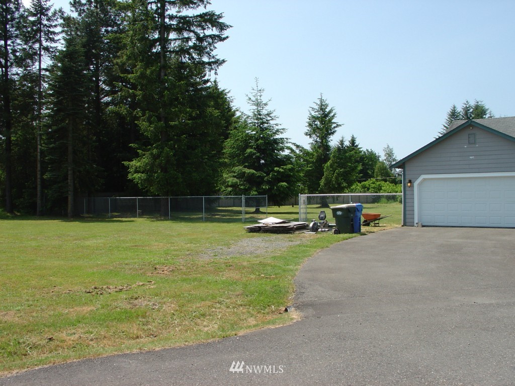 8529 178th Avenue Southwest Rochester, WA 98579 - Photo 3 of 20