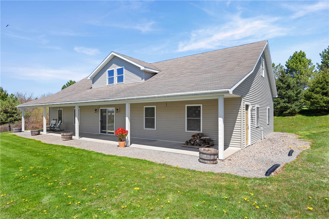 1113 Erie Street Road Macedon, NY 14502 - Photo 5 of 50 The possibilities here are endless—create your dre
