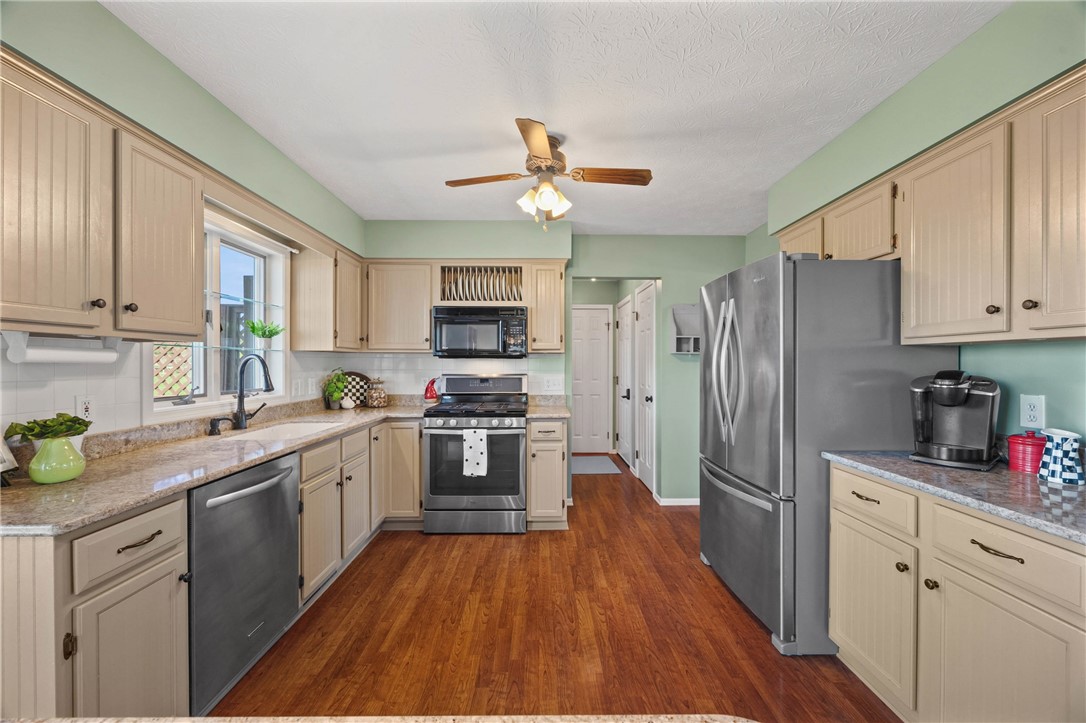 1113 Erie Street Road Macedon, NY 14502 - Photo 8 of 50