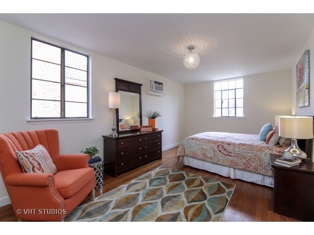 9428 Ridgeway Avenue Evanston, IL 60203 - Photo 7 of 10