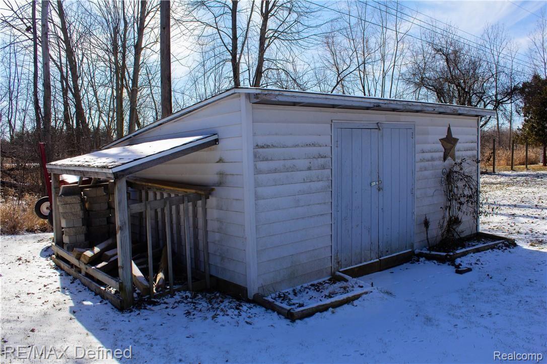 5853 Burdick Road Lapeer, MI 48446 - Photo 21 of 22 One of the 2 Sheds