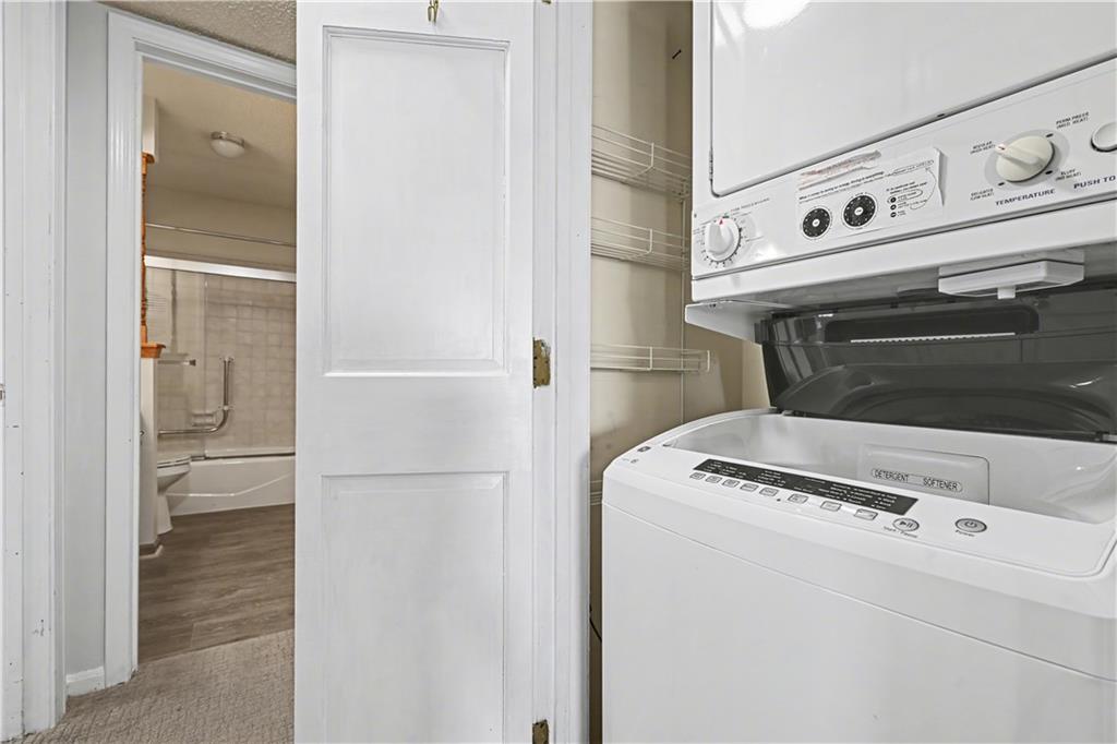 8001 Westridge Road, Unit 102 Raytown, MO 64138 - Photo 20 of 30