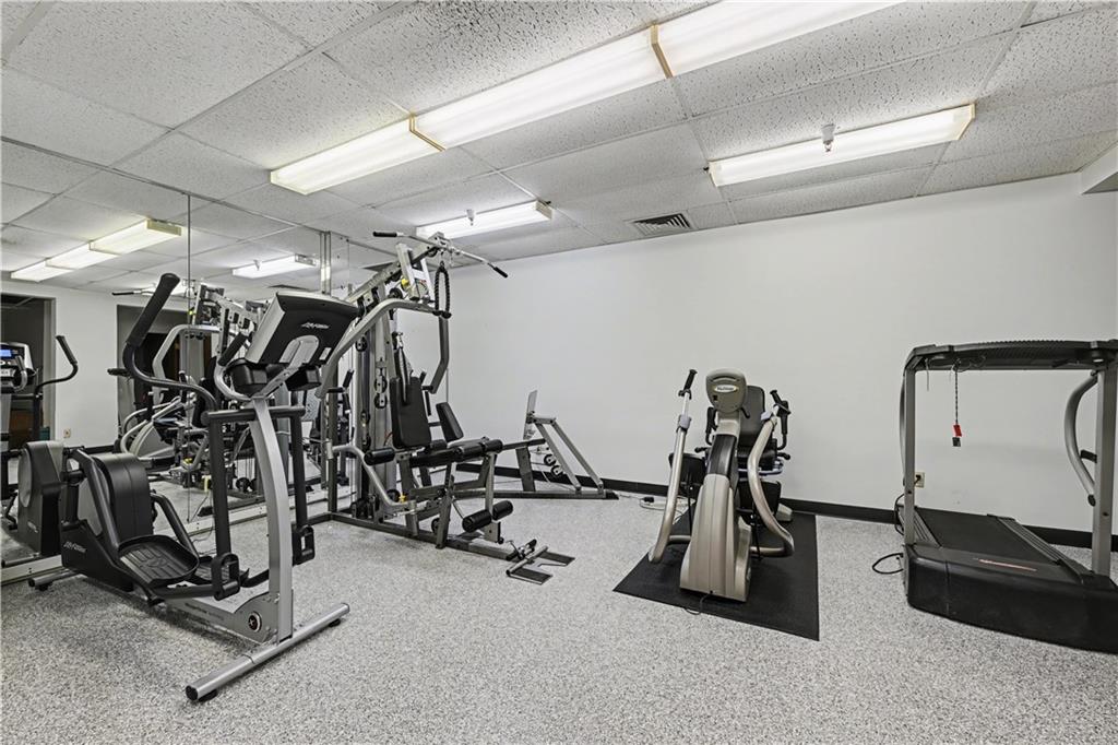 8001 Westridge Road, Unit 102 Raytown, MO 64138 - Photo 27 of 30