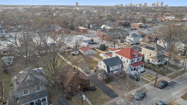 $301,000 | 1717 Boneta Avenue, St. Louis, MO 63117
