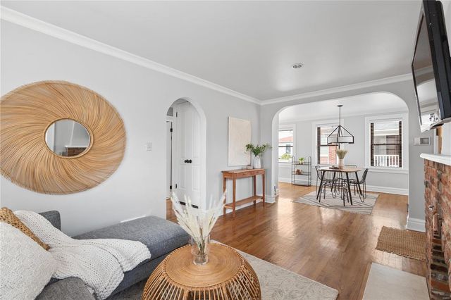 $301,000 | 1717 Boneta Avenue, St. Louis, MO 63117