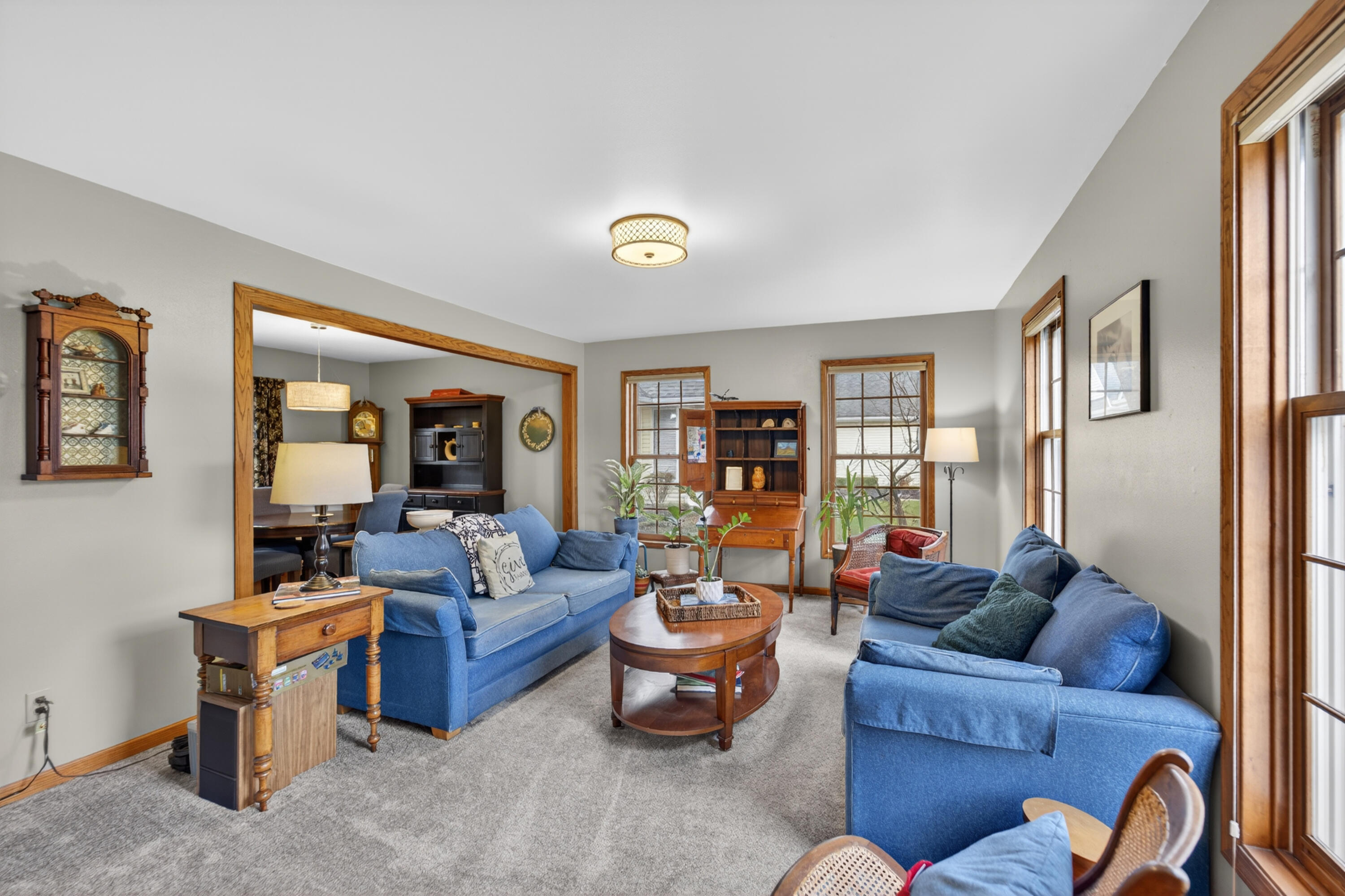 4007 81st Street Kenosha, WI 53142 - Photo 14 of 37 4007 Formal Living room