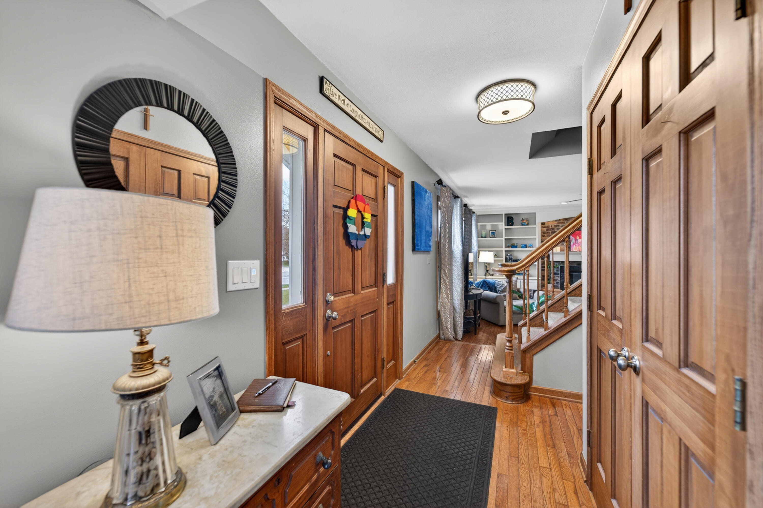 4007 81st Street Kenosha, WI 53142 - Photo 17 of 37 4007 Entrance