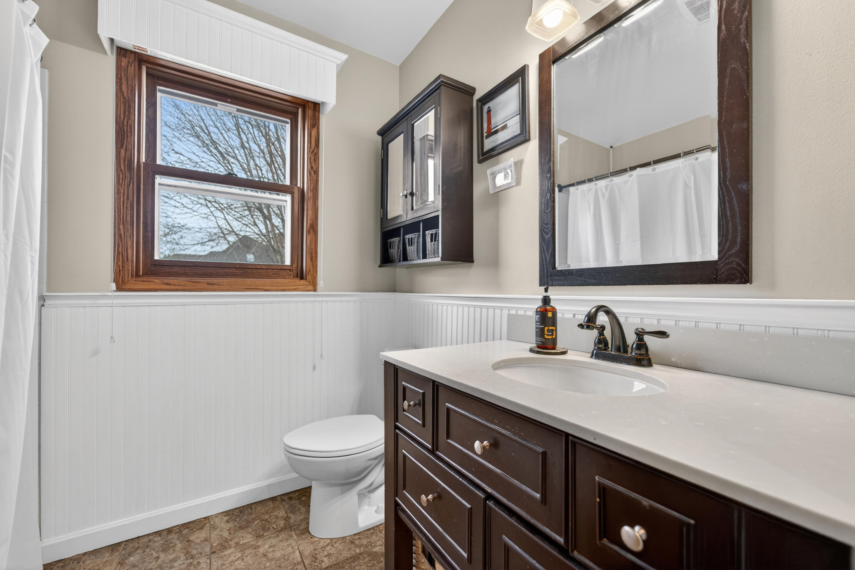 4007 81st Street Kenosha, WI 53142 - Photo 26 of 37 4007 Bath
