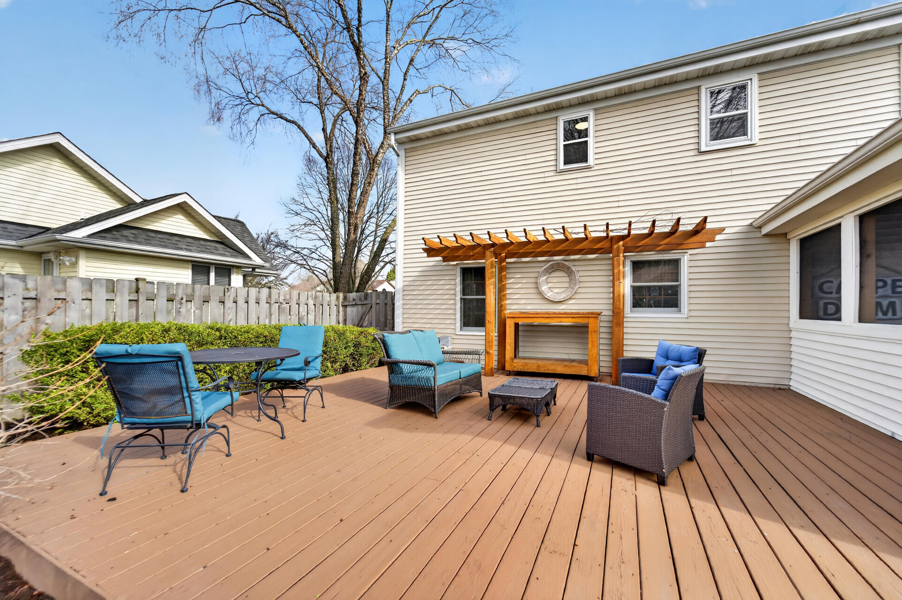 4007 81st Street Kenosha, WI 53142 - Photo 34 of 37 4007 Deck area