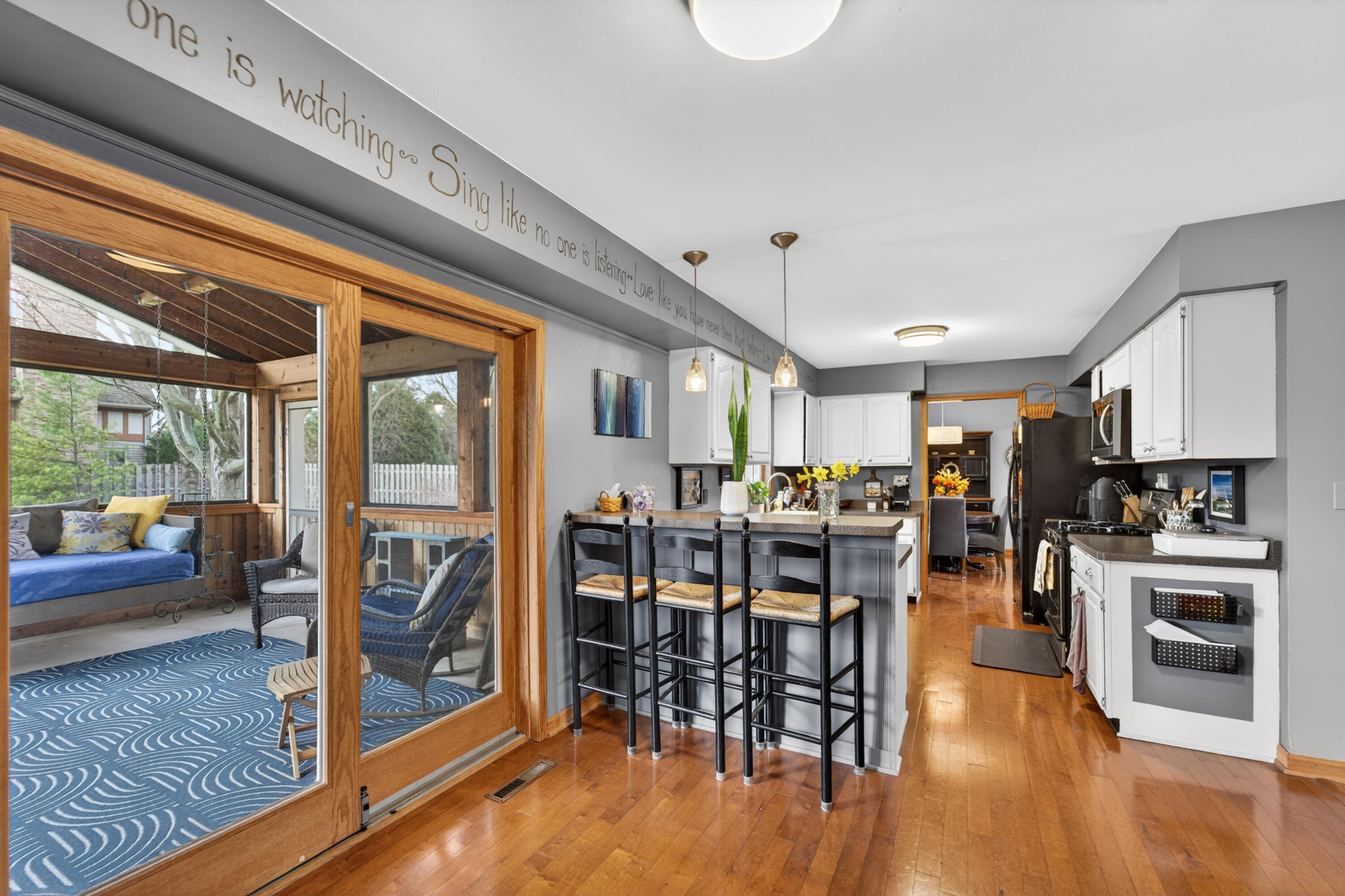 4007 81st Street Kenosha, WI 53142 - Photo 6 of 37 4007 Kitchen