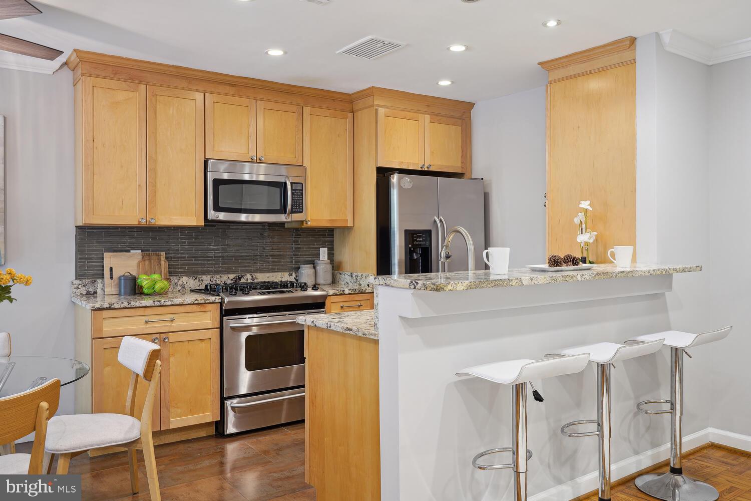 2325 42nd Street Northwest, Unit 213 Washington, DC 20007 - Photo 6 of 17