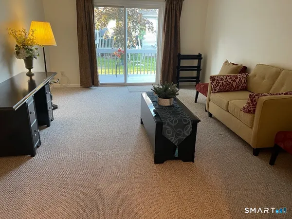 $3,100 | 448 Cypress Road, Unit 448, Newington, CT 06111