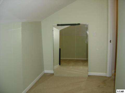 5726 Hunt Road Adrian, MI 49221 - Photo 18 of 25 20358663-17.JPG