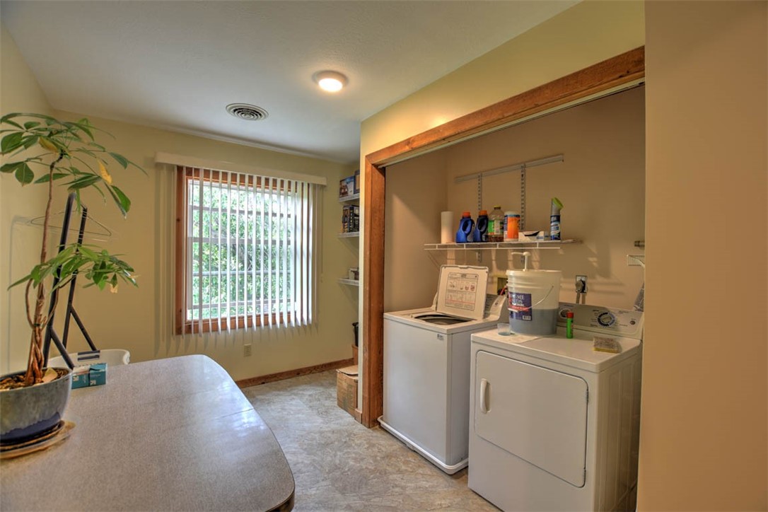 2557 Pheasant Run Decatur, IL 62521 - Photo 24 of 31