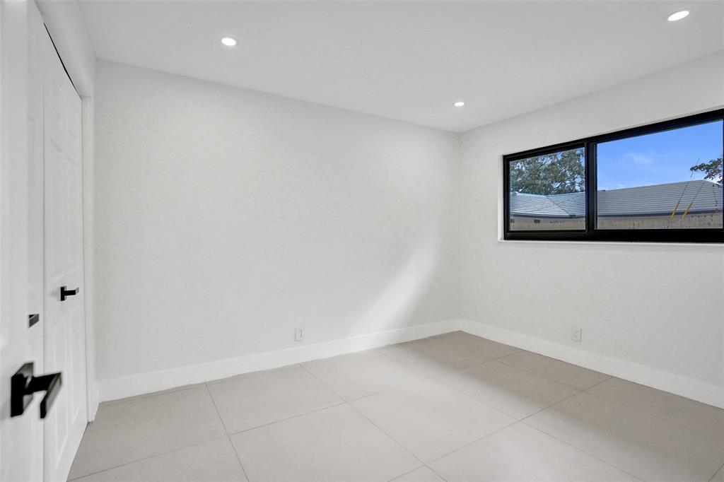 518 Linnet Circle Delray Beach, FL 33444 - Photo 17 of 72