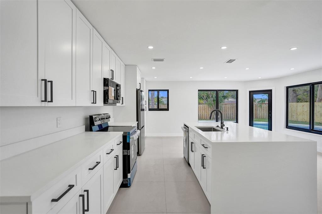 518 Linnet Circle Delray Beach, FL 33444 - Photo 27 of 72