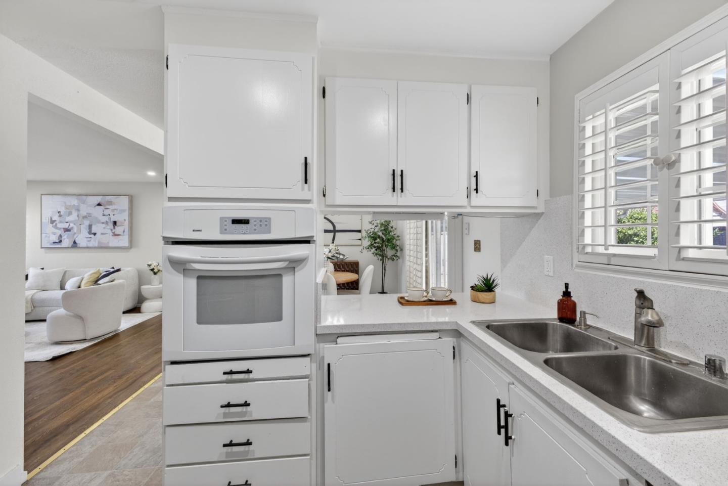 1880 Dove Way Hayward, CA 94545 - Photo 13 of 33