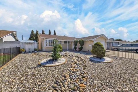 $878,000 | 1880 Dove Way, Hayward, CA 94545