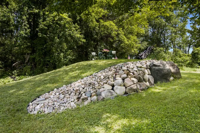 $219,900 | 16966 Maple Drive, Leroy, MI 49655