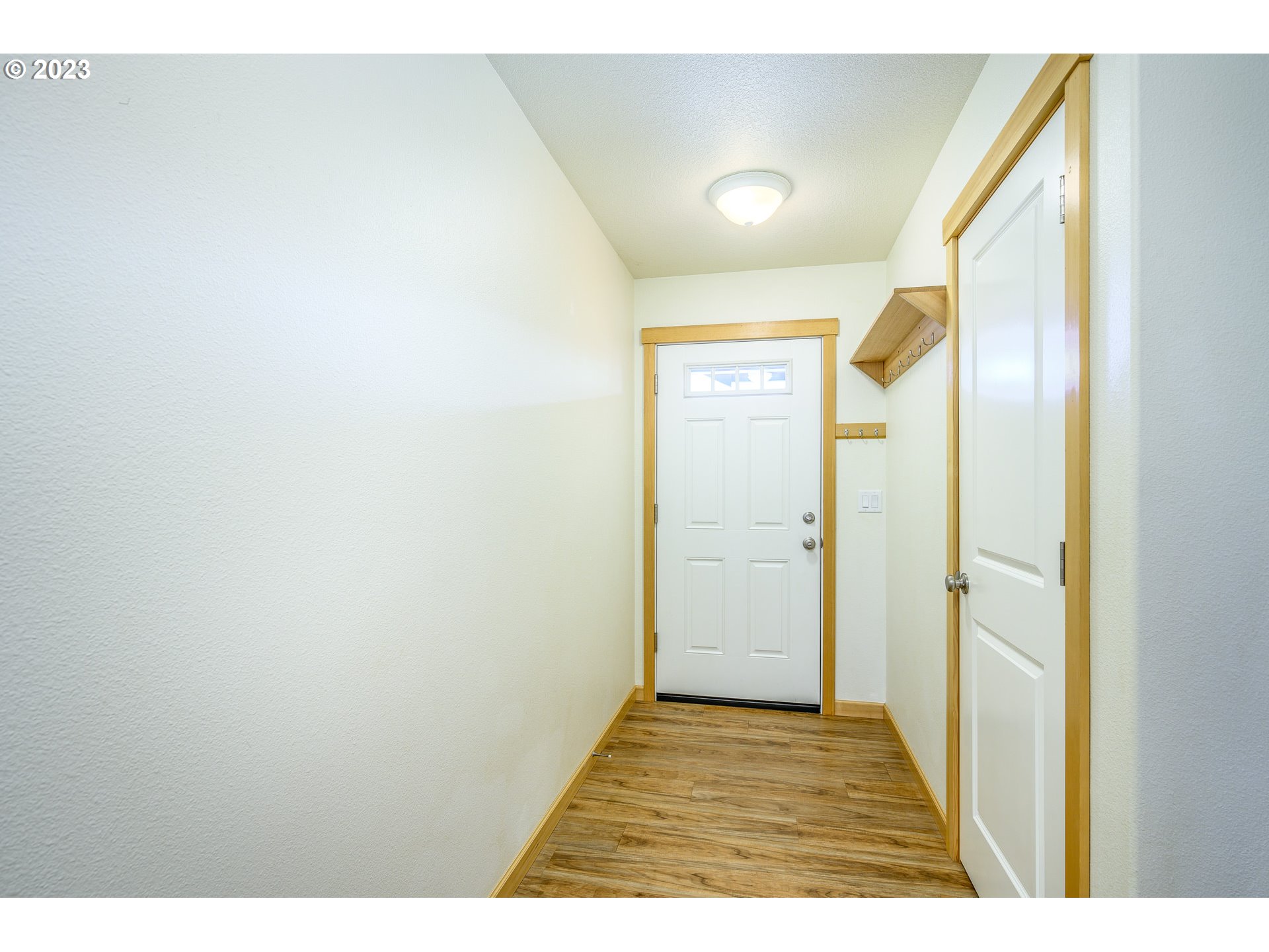 1013 Highlands Loop Willamina, OR 97396 - Photo 9 of 32 Gallery Image 9