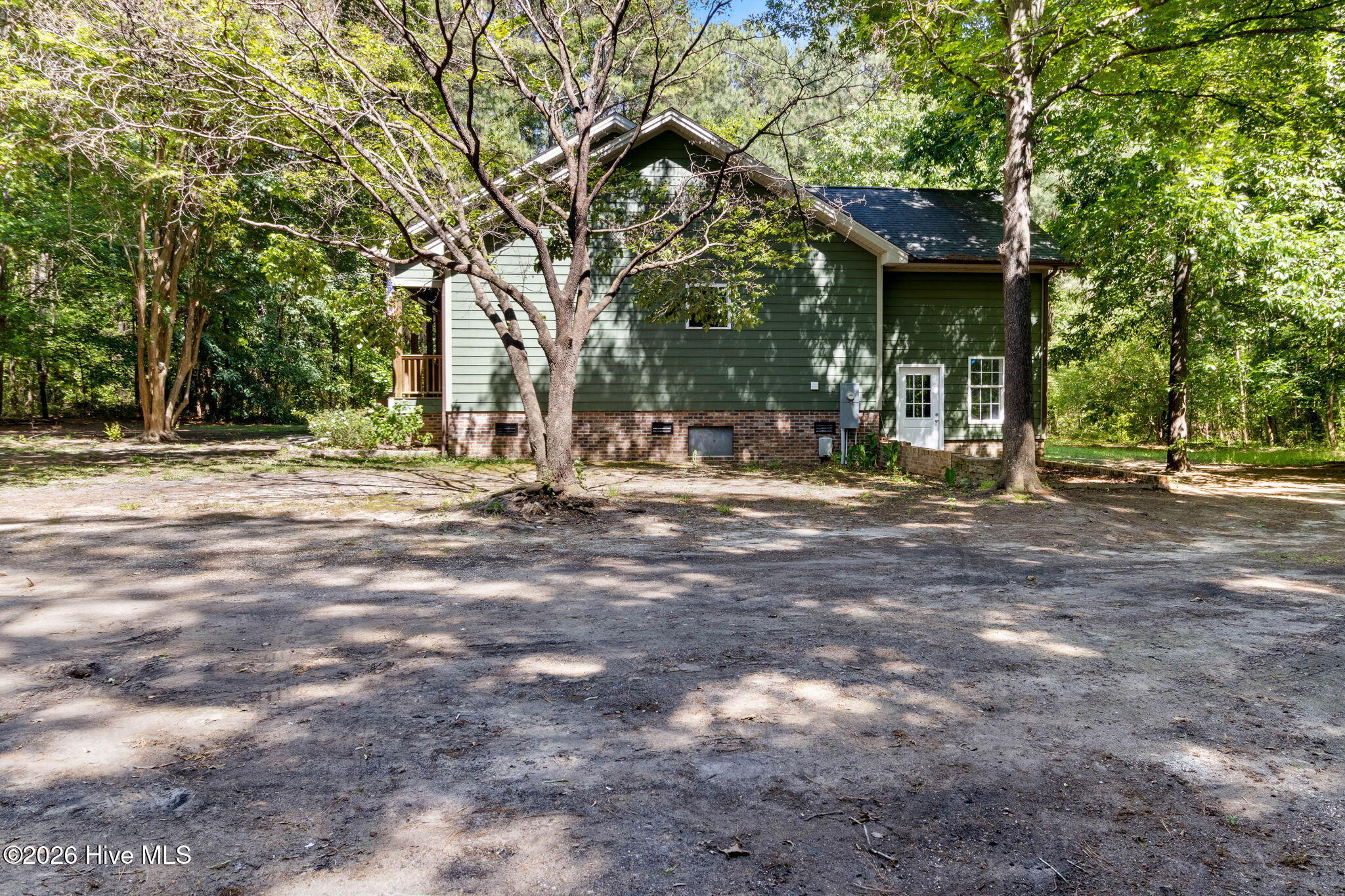359 Gibson Dairy Road Elizabethtown, NC 28337 - Photo 26 of 31 Side Home View
