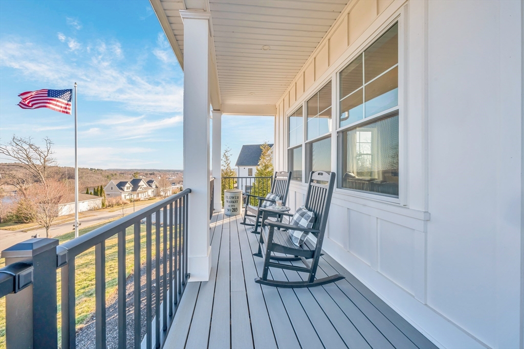 62 Seven Sister Road Haverhill, MA 01830 - Photo 4 of 42