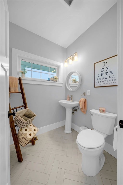 62 Seven Sister Road Haverhill, MA 01830 - Photo 9 of 42