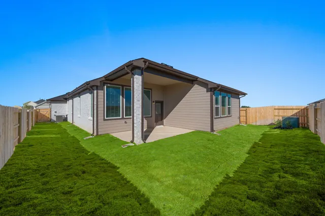 $363,290 | 316 Goldeneye Duck Drive, Hempstead, TX 77445