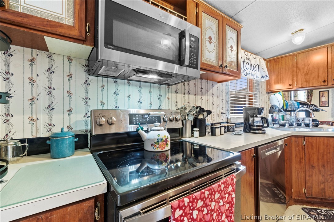 7553 East Tank Pond Road Nabb, IN 47147 - Photo 12 of 38