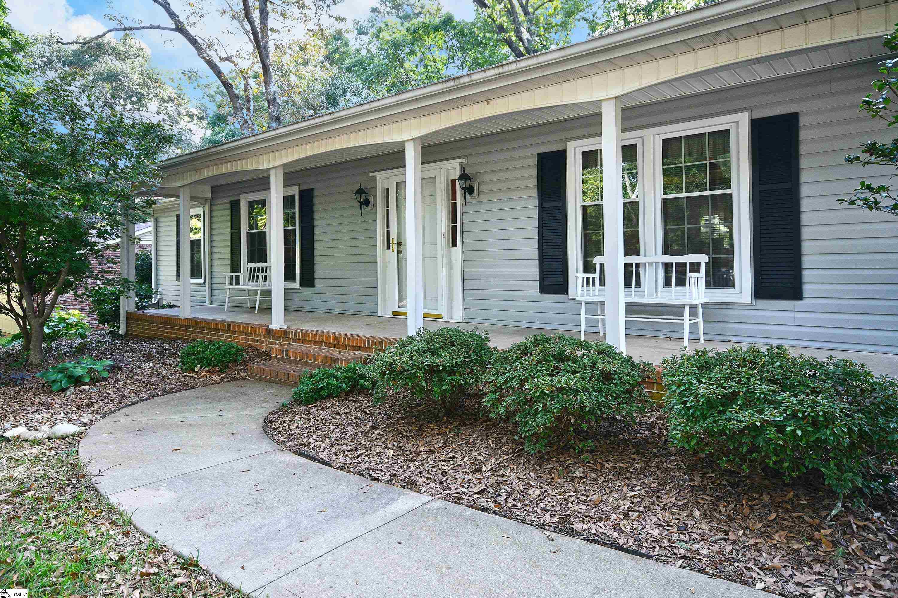 910 Fargo Street Mauldin, SC 29662 - Photo 3 of 36 Gallery Image 3