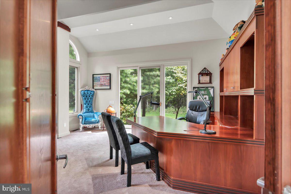 19 Fairway Drive Voorhees, NJ 08043 - Photo 16 of 79