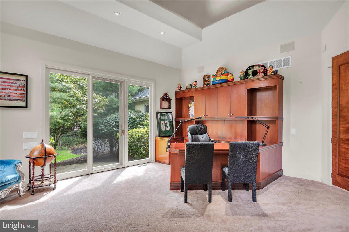 19 Fairway Drive Voorhees, NJ 08043 - Photo 18 of 79