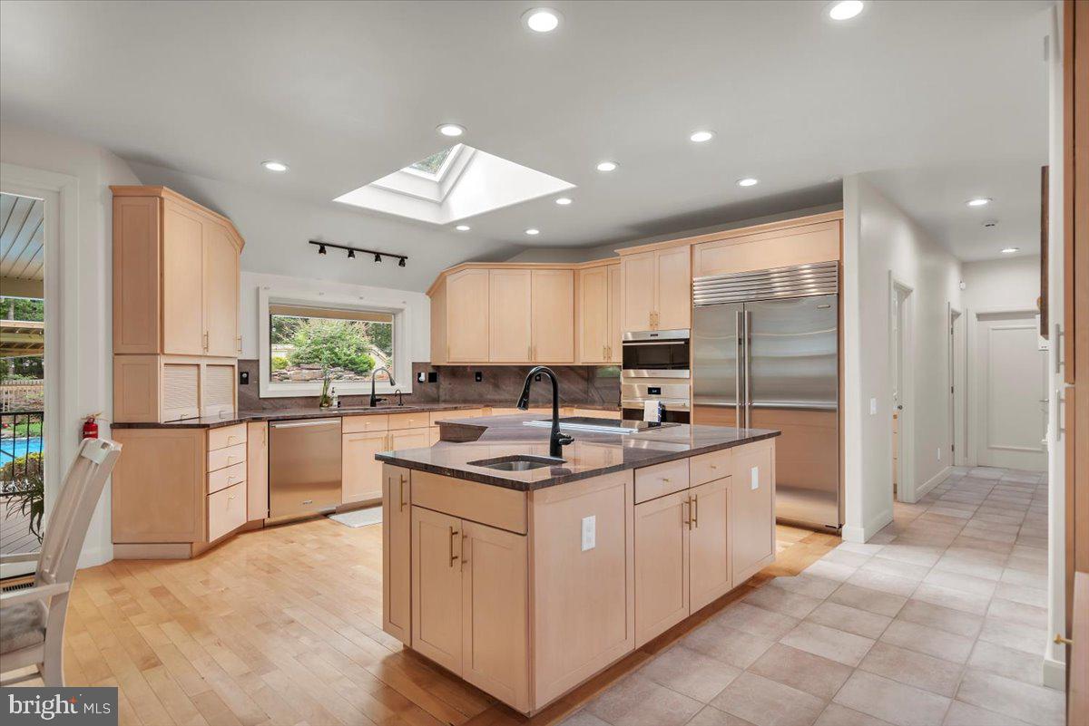 19 Fairway Drive Voorhees, NJ 08043 - Photo 25 of 79