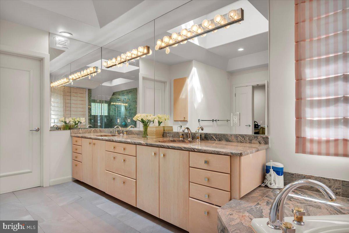 19 Fairway Drive Voorhees, NJ 08043 - Photo 38 of 79