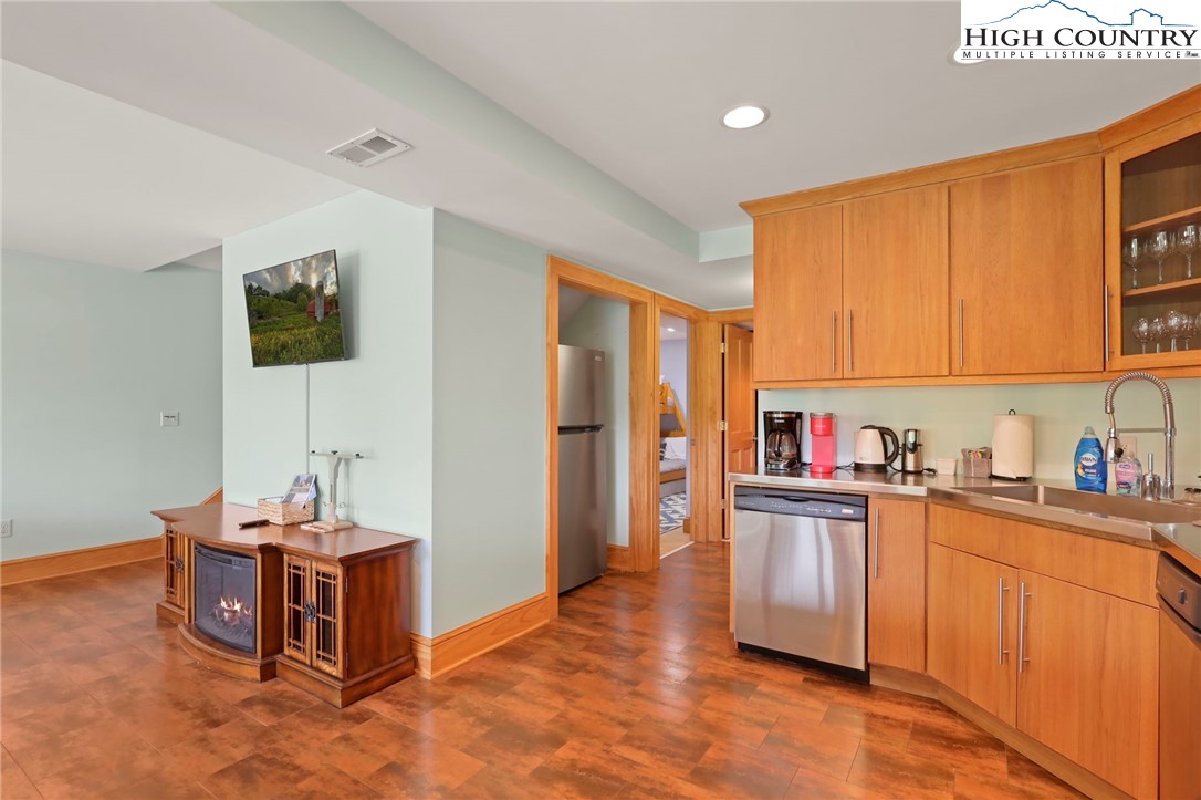 895 South J E Gentry Road, Unit D Laurel Springs, NC 28644 - Photo 26 of 36