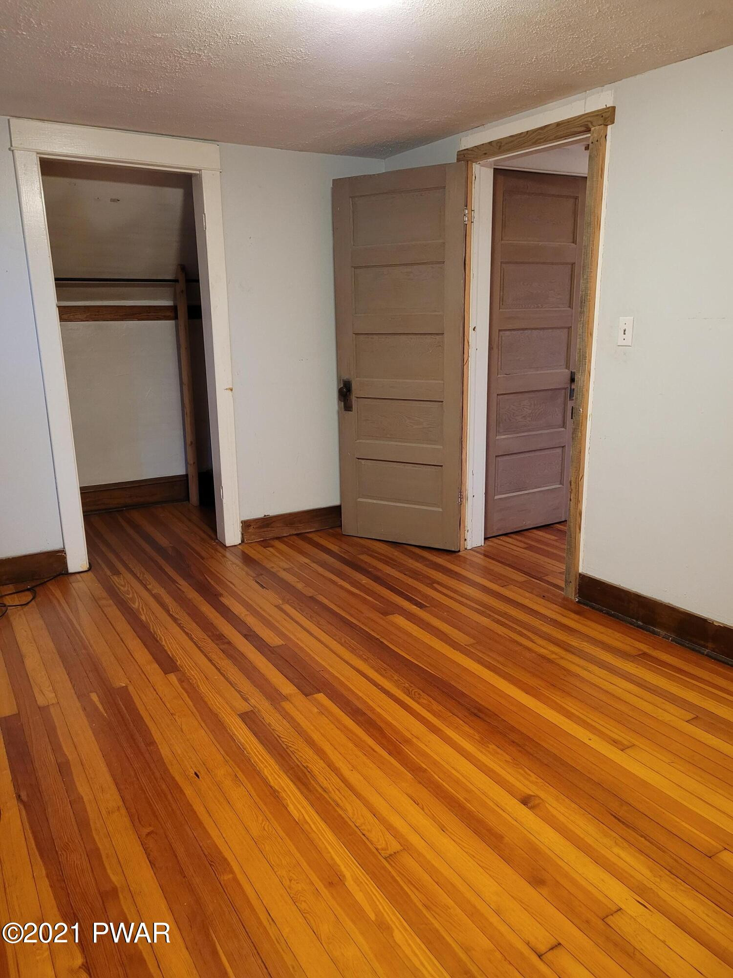 15 Merwin Street Waymart, PA 18472 - Photo 11 of 29 Master