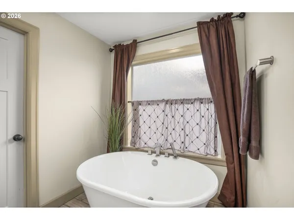 $715,000 | 1668 Southeast 35th Terrace, Gresham, OR 97080