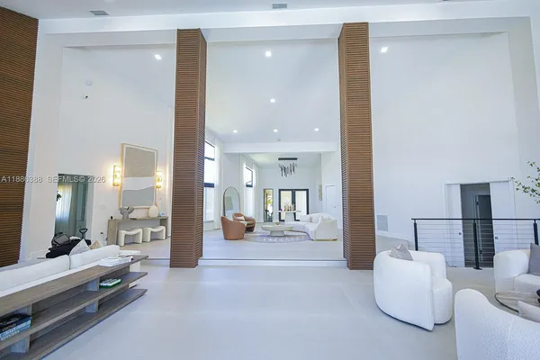 $4,900,000 | 10506 Southwest 89th Place, Miami, FL 33176