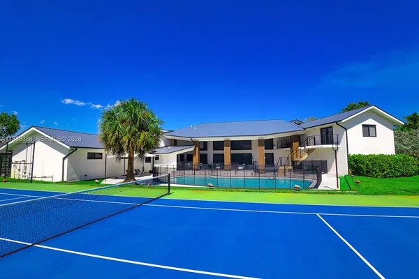 $4,900,000 | 10506 Southwest 89th Place, Miami, FL 33176