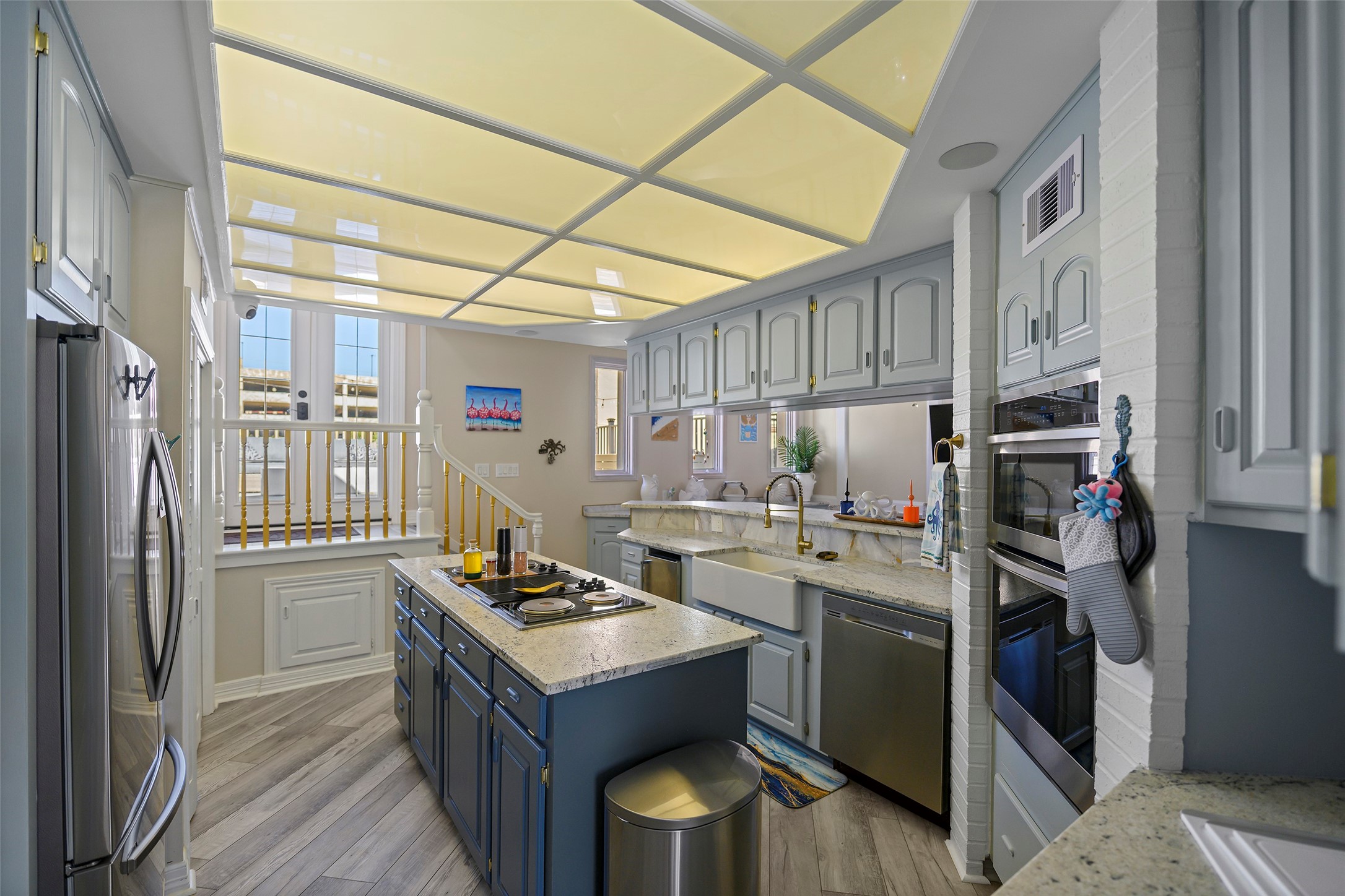 2102 Postoffice Street, Unit 1 Galveston, TX 77550 - Photo 14 of 38 New counter tops with fresh paint and hardware