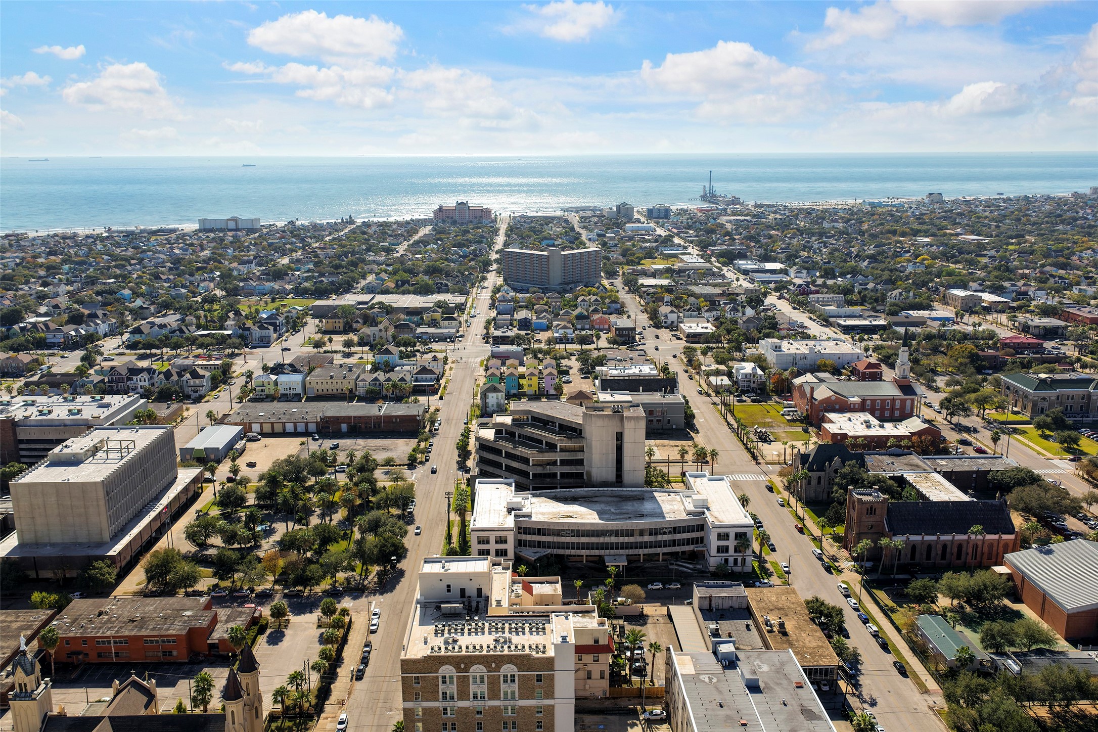 2102 Postoffice Street, Unit 1 Galveston, TX 77550 - Photo 37 of 38 View to the beach
