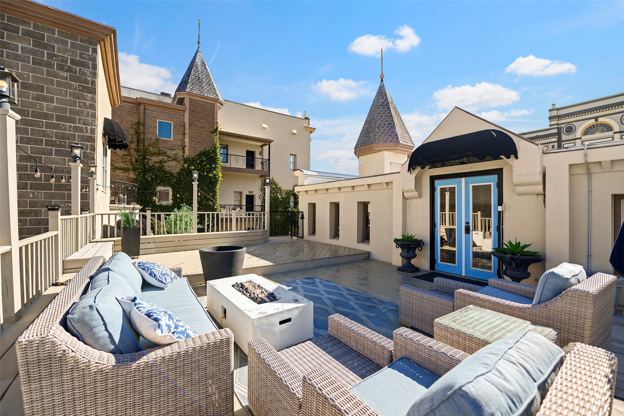 2102 Postoffice Street, Unit 1 Galveston, TX 77550 - Photo 9 of 38 What a great place to unwind. Largest outdoor space in the building