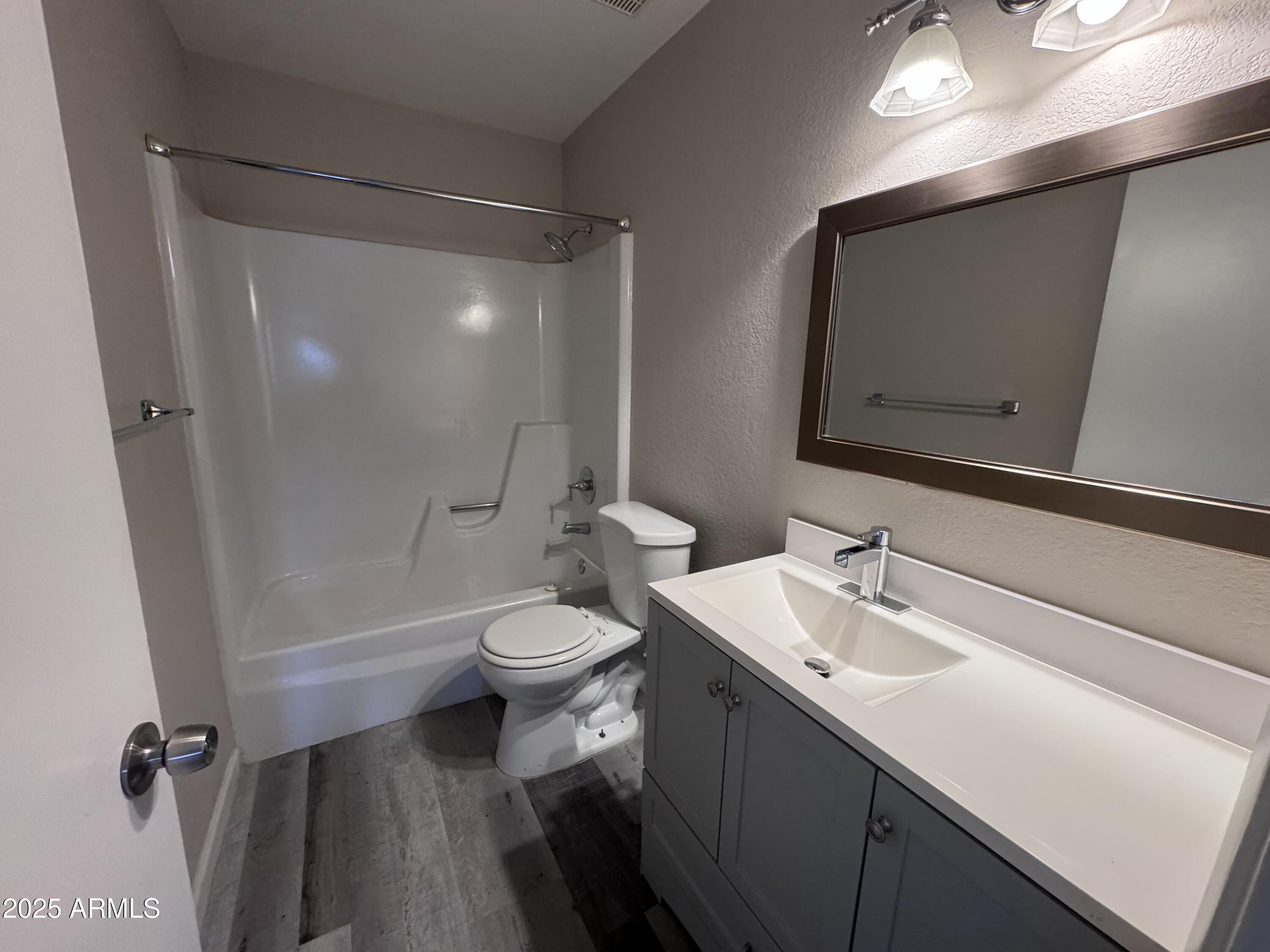 2629 West Ocotillo Road, Unit 3 Phoenix, AZ 85017 - Photo 13 of 17 IMG_5819