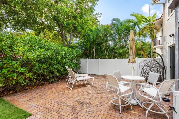 $769,900 | 1875 Highland Grove Drive, Delray Beach, FL 33445