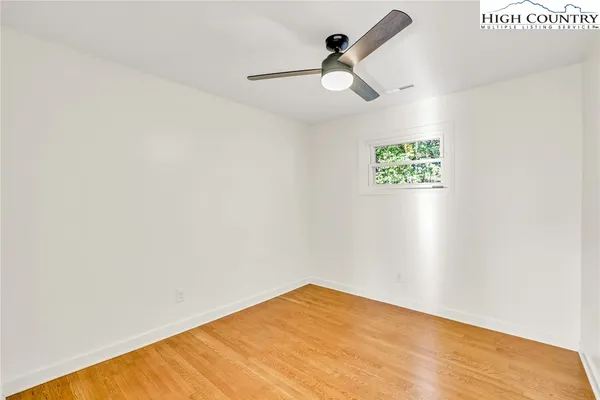 $399,900 | 608 Mountain Avenue, West Jefferson, NC 28694